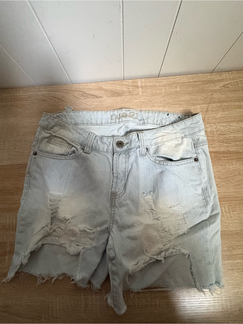 Rue21 Light Wash Distressed Denim Jean Shorts
